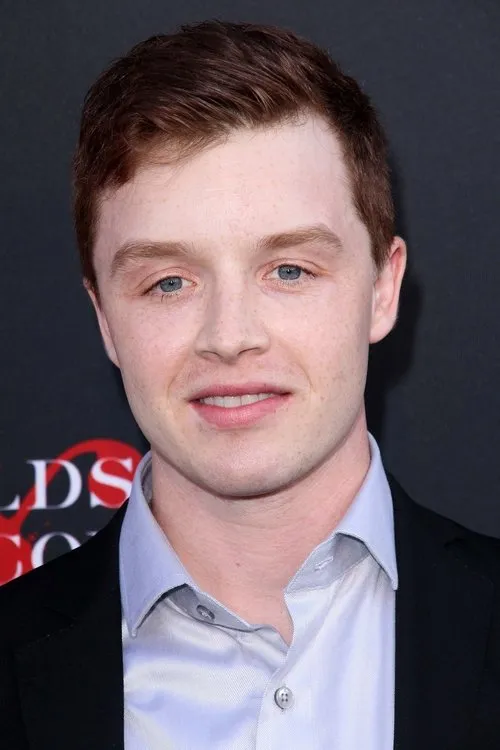 Noel Fisher photo