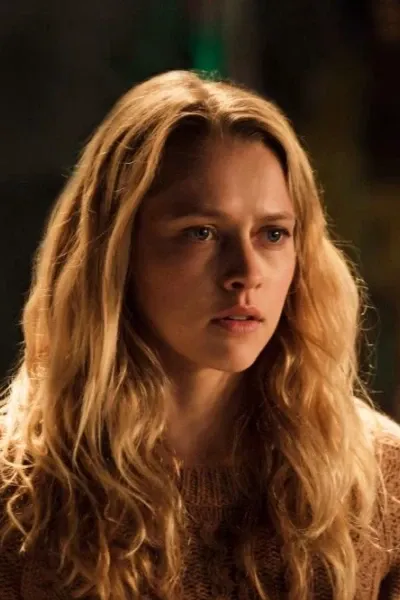 Rebecca (Lights Out)
