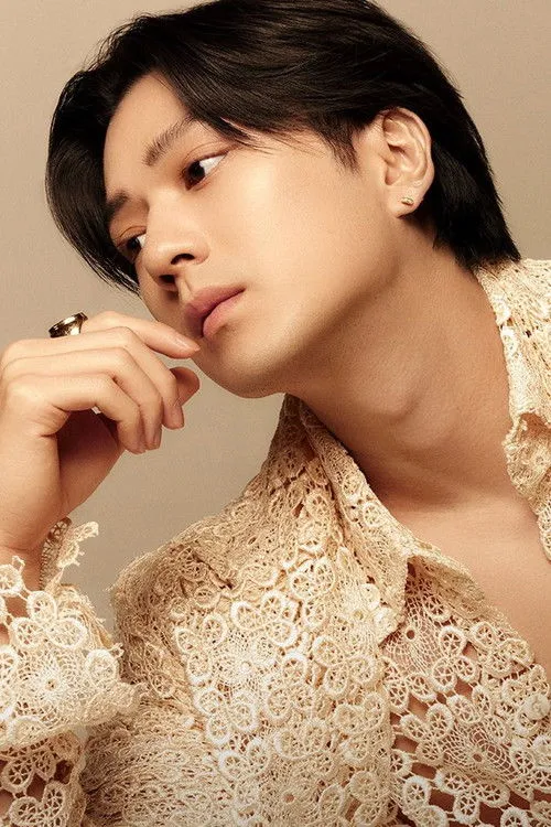 Mackenyu photo