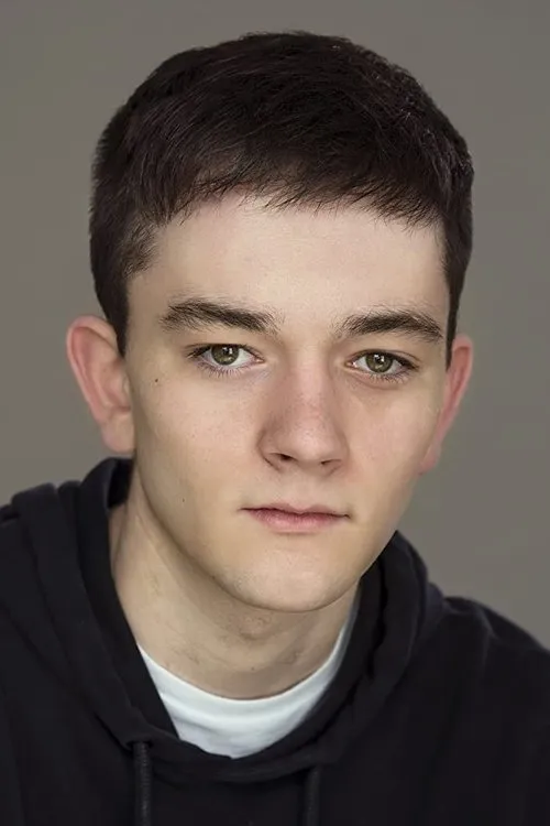 Lewis MacDougall photo