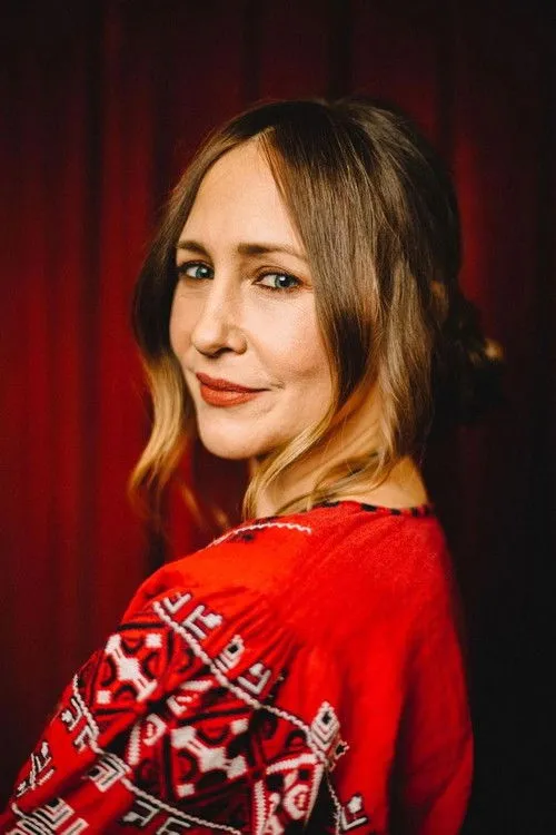 Vera Farmiga photo