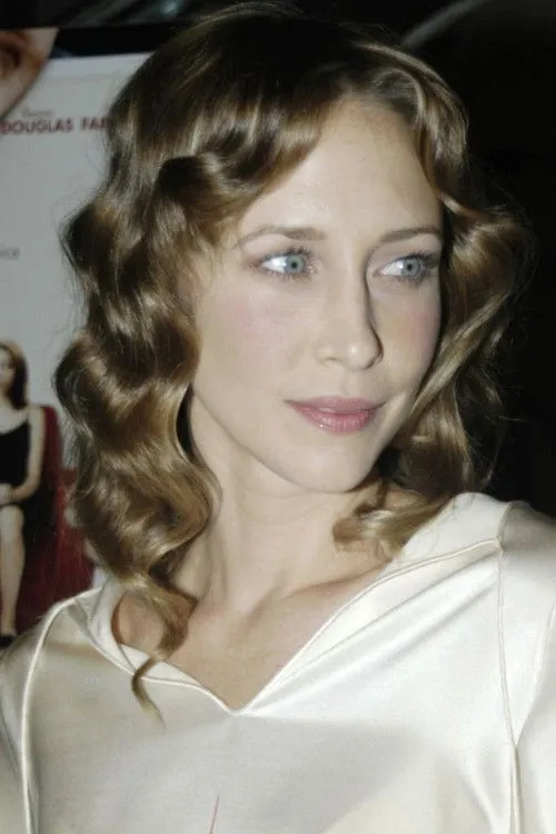 Vera Farmiga photo