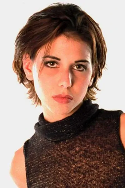 Laura Bailey photo
