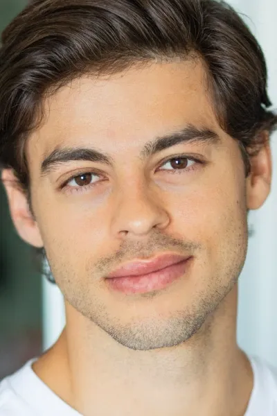 Chris Petrovski photo