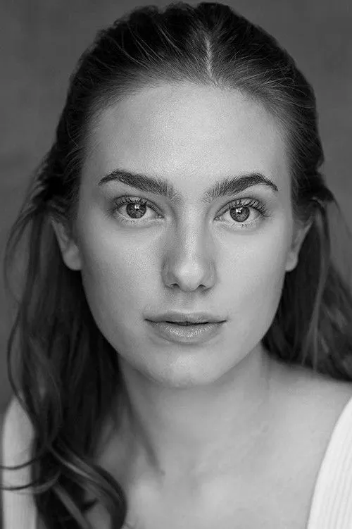Lilly Cooper photo