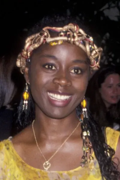 Akosua Busia photo