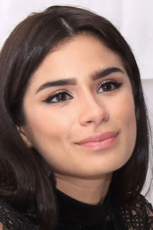 Diane Guerrero photo