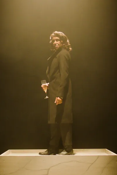 Esther Cobblepot