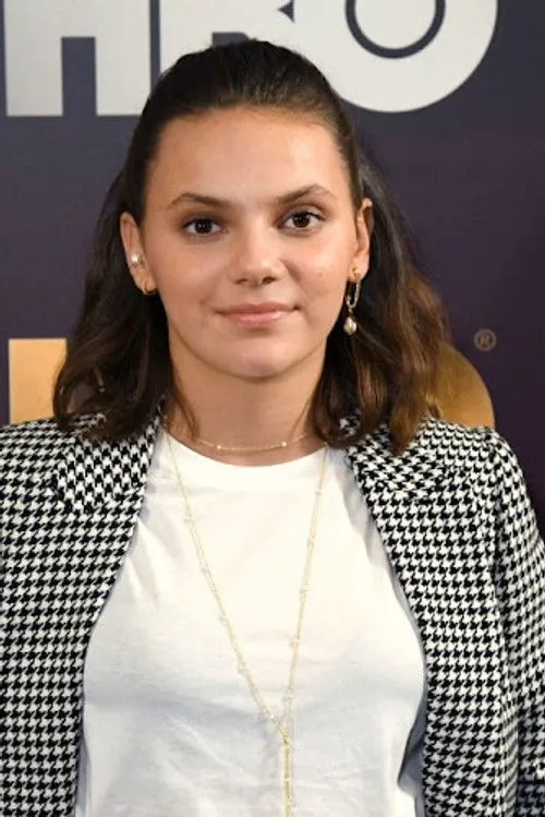Dafne Keen photo
