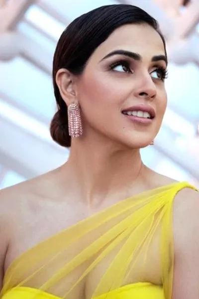 Genelia D'Souza photo