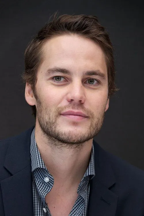 Taylor Kitsch photo