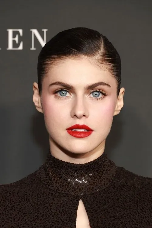 Alexandra Daddario photo