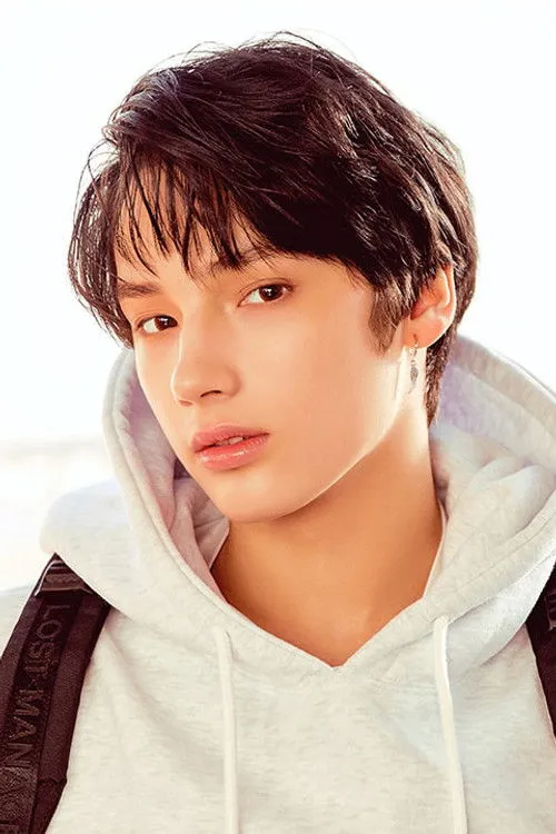 Huening Kai photo