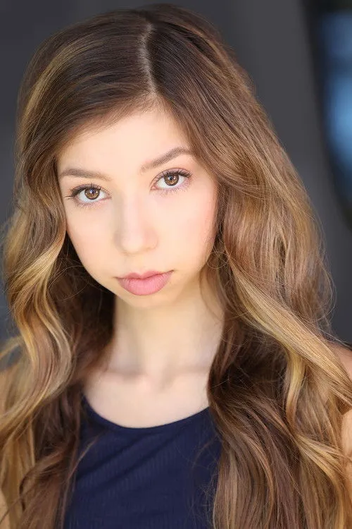 LuLu Lambros photo