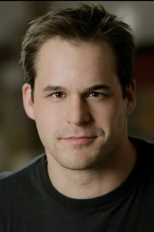 Kyle Bornheimer photo
