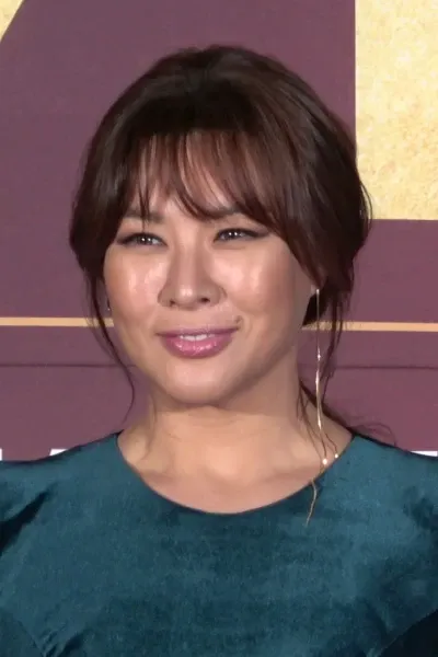 Jung Young-Joo photo