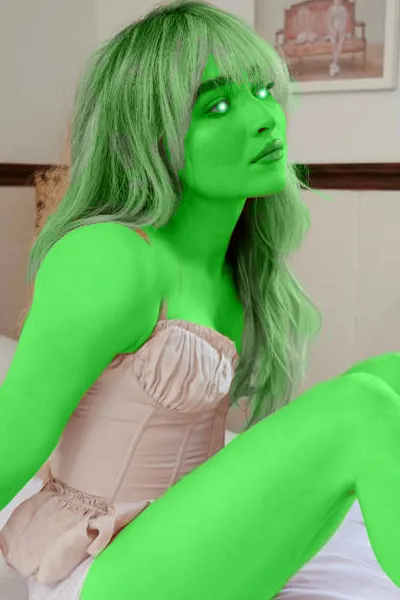 Sabrina Carpenter photo