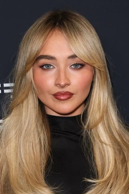 Sabrina Carpenter photo