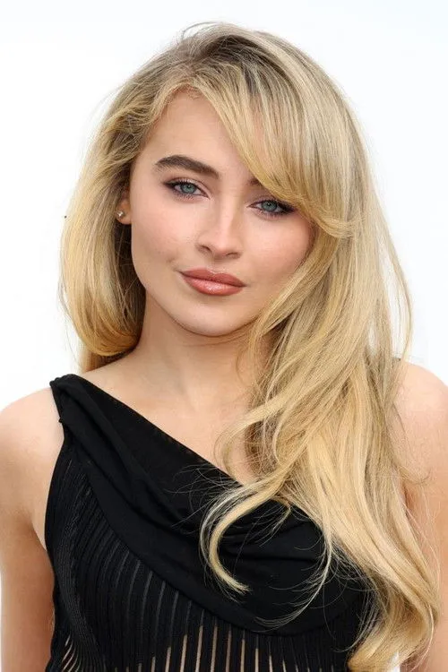 Sabrina Carpenter photo