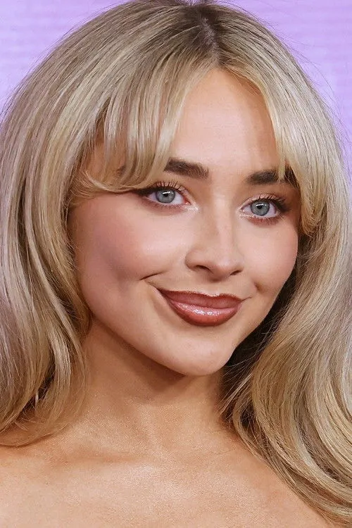 Sabrina Carpenter photo