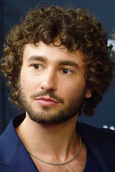 Gabriel LaBelle photo