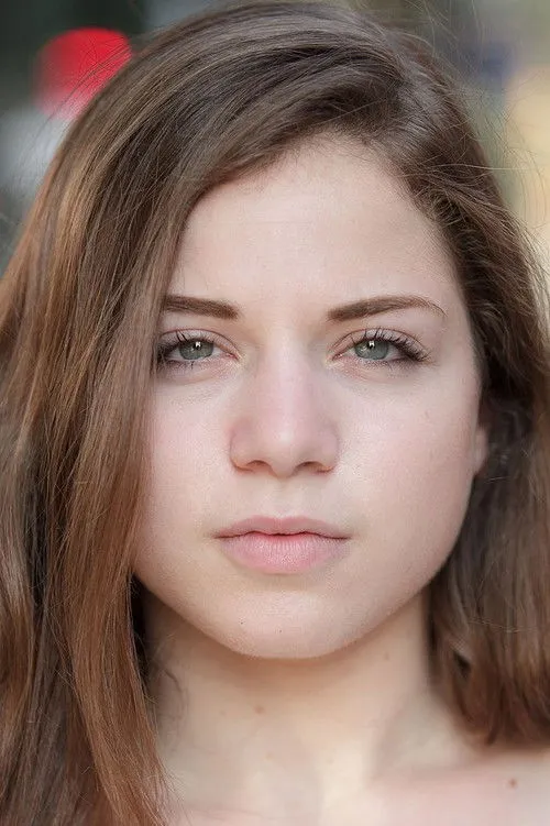 Phoebe Knapp