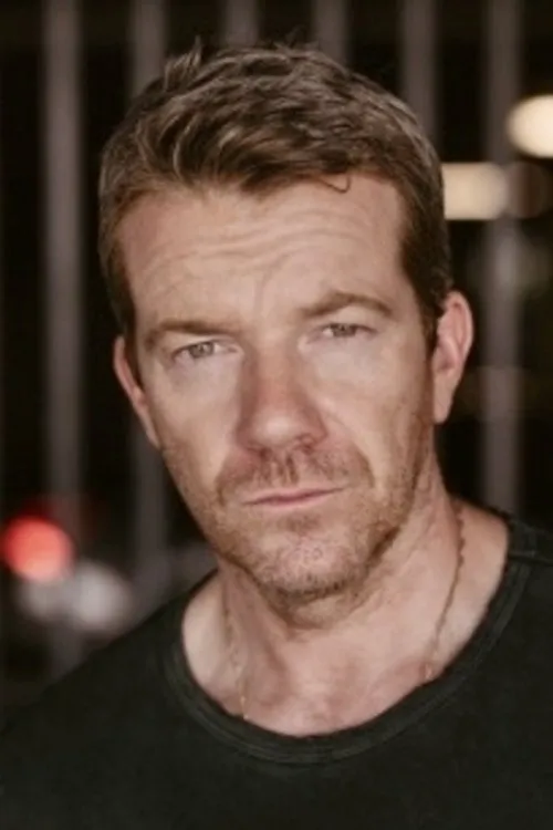 Max Beesley photo