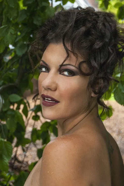 Tiffany Shepis photo