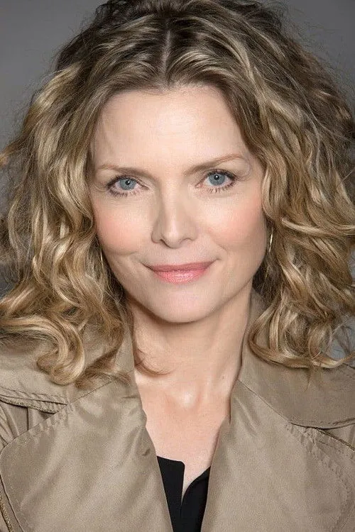 Michelle Pfeiffer photo