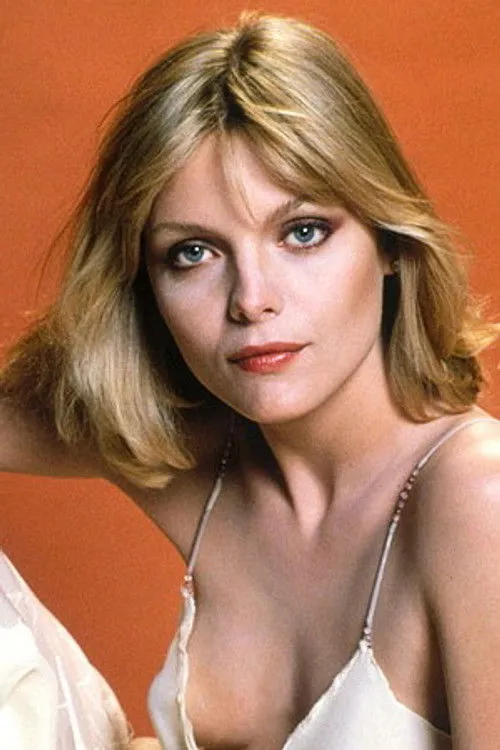 Michelle Pfeiffer photo