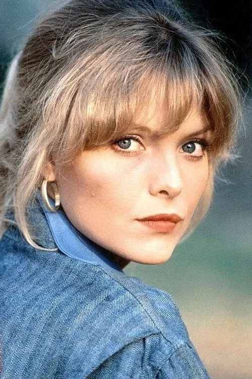 Michelle Pfeiffer photo