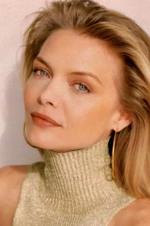 Michelle Pfeiffer photo