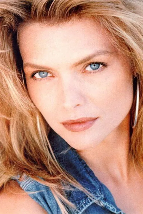 Michelle Pfeiffer photo