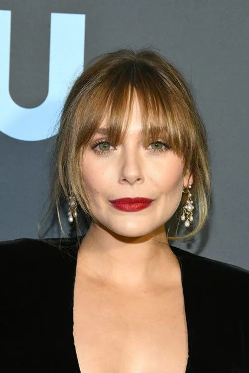 Elizabeth Olsen photo