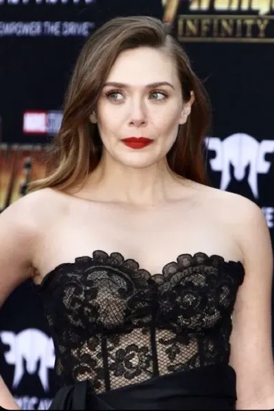 Elizabeth Olsen photo