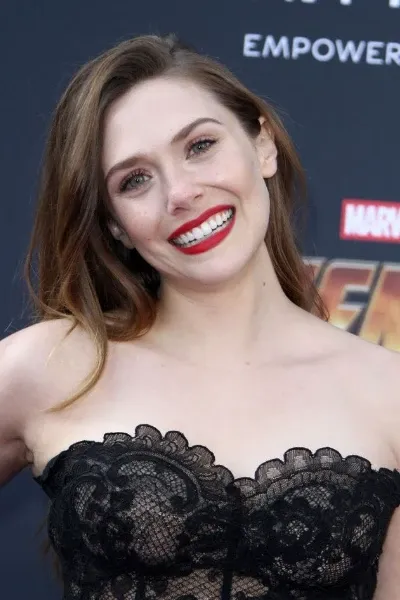 Elizabeth Olsen photo