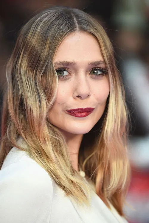 Elizabeth Olsen photo