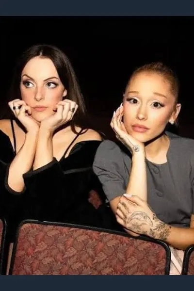 Ariana Grande and Elizabeth Gillies photo