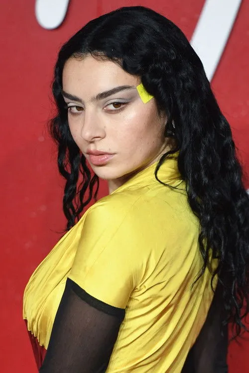 Charli XCX photo