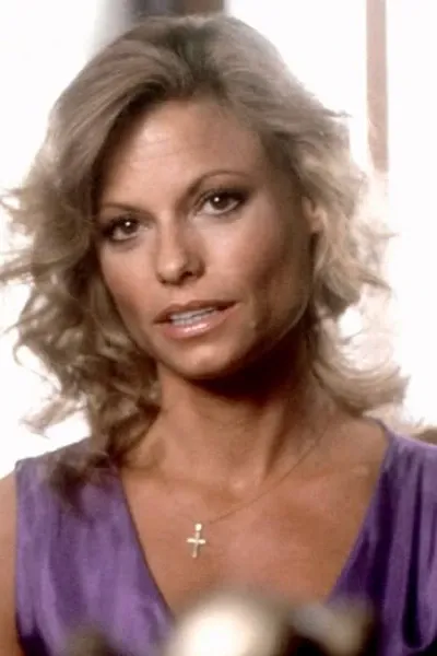 Kay Lenz