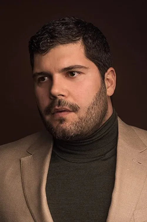 Salvatore Esposito photo