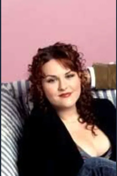 Sara Rue photo