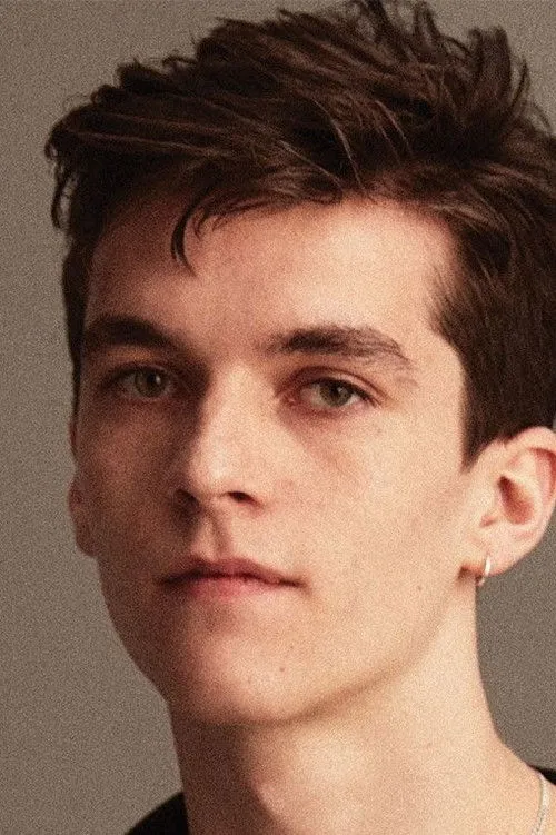 Fionn Whitehead photo