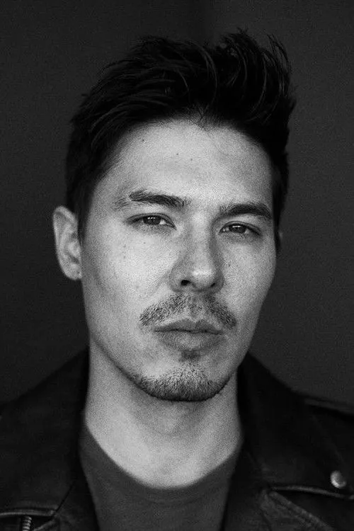 Lewis Tan photo