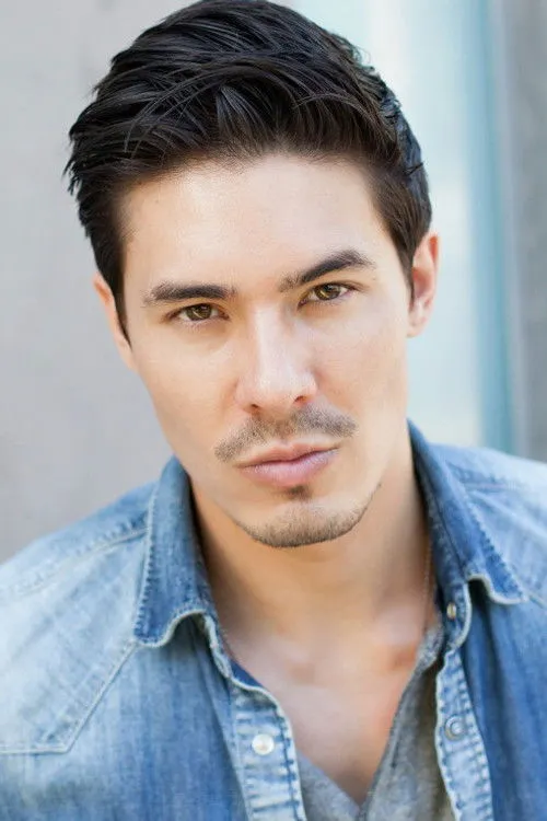 Lewis Tan photo