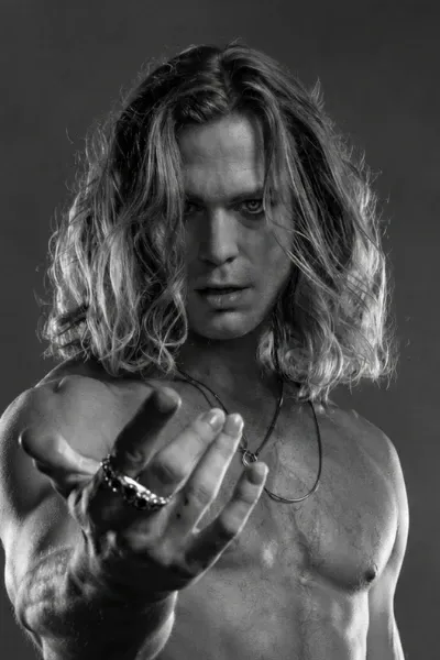 Sam Reid photo