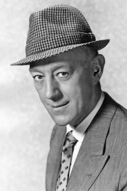 Alec Guinness photo
