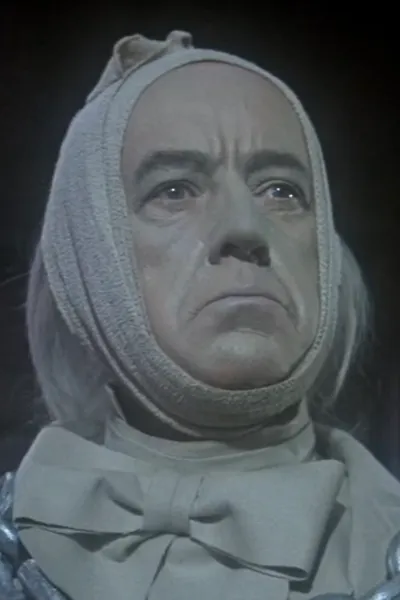 Alec Guinness photo