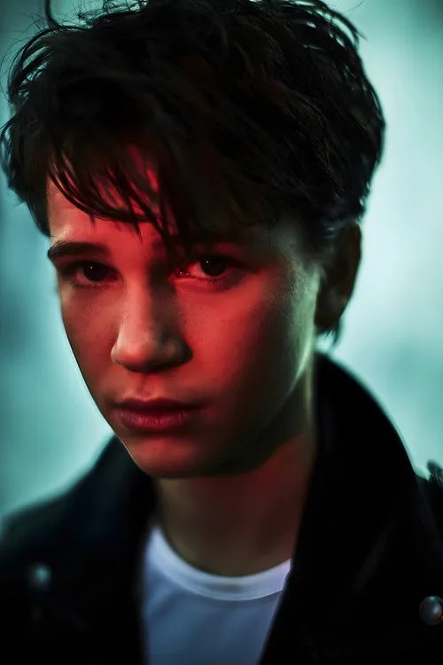 Gabriel Bateman photo