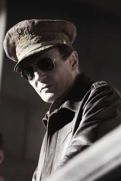 Douglas MacArthur photo
